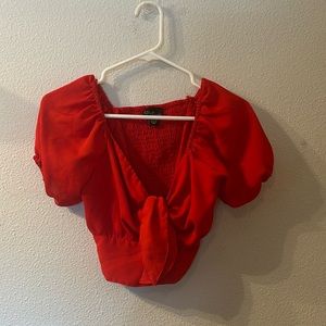 Love by Chelsey cropped front bow top size large